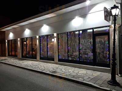 Κρασομπουκιές