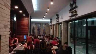 Κρασομπουκιές