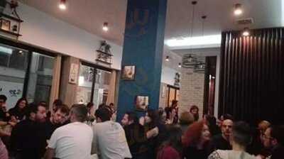 Κρασομπουκιές