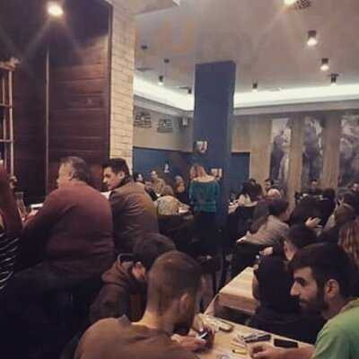 Κρασομπουκιές