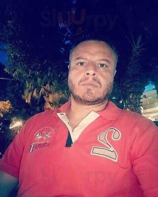 Η Kουζινα Tης Μαμας