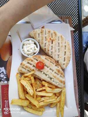 Palmie Bistro Βικτωρια