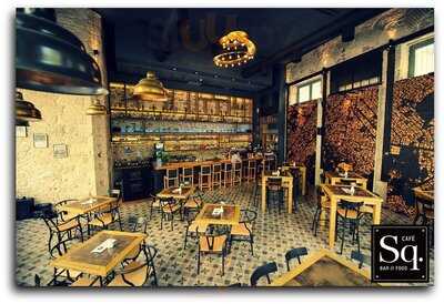 Sq. Cafe Bar & Food