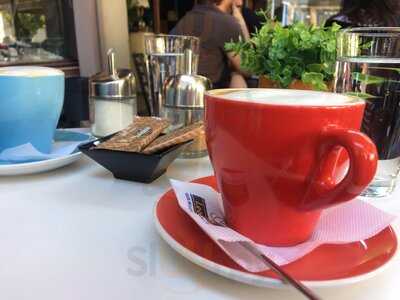 Leonidas Chocolates Cafe