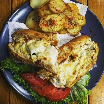 Foinikas Coffee & Food