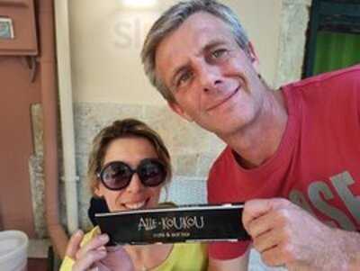 Alle-koukou Cafe Bar & Restaurant