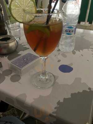 Alle-koukou Cafe Bar & Restaurant