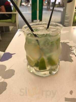 Alle-koukou Cafe Bar & Restaurant