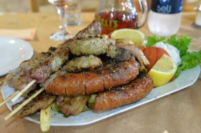 Spiros Restaurant And Snack Bar