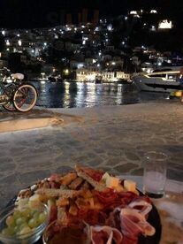 Elpida Cafe