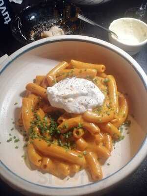 Alex The Fresh Pasta Bar