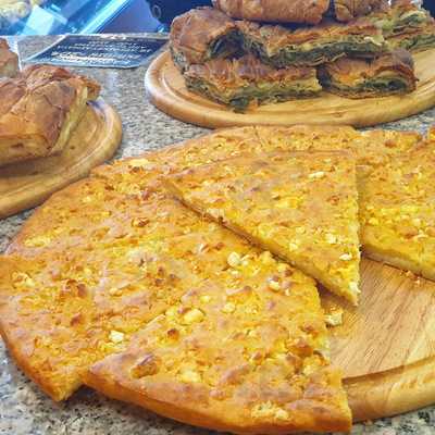 Leonidas Bakery