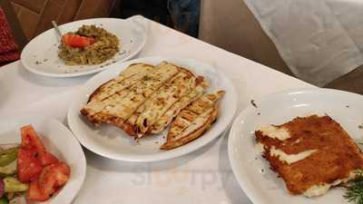 Oinomageireio Ton Theon