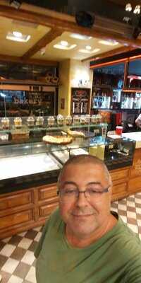 Αττικά Αρτοποιεία - Κολωνάκι