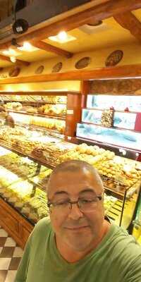 Αττικά Αρτοποιεία - Κολωνάκι