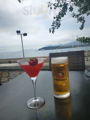 Caffe & Bar "Παλαιό Φρούριο"