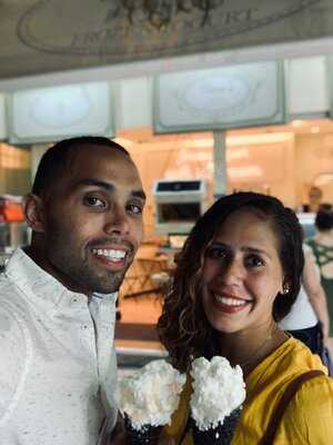 Coco's Ice Cream & Frozen Yogurt