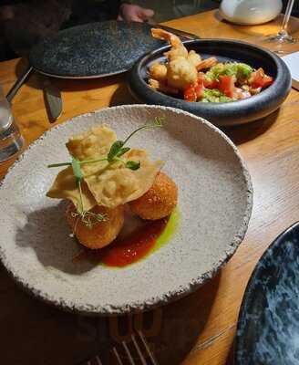 Naya Μπαρ Εστιατοριο