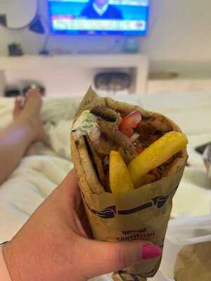 Piatsa Souvlaki Grill House