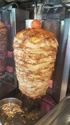 Εδώ Κάτι Ψήνεται