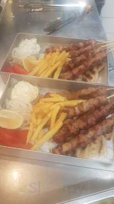 Εδώ Κάτι Ψήνεται