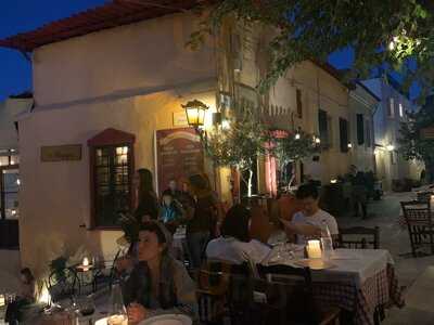 Η Παλαιά Ταβέρνα Του Ψαρά