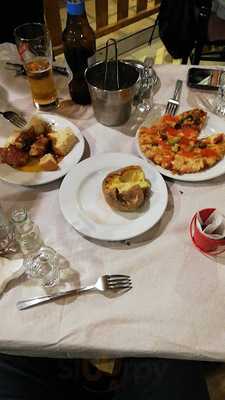 Παραδοσιακό Τσιπουράδικο «Ο Θωμάς»