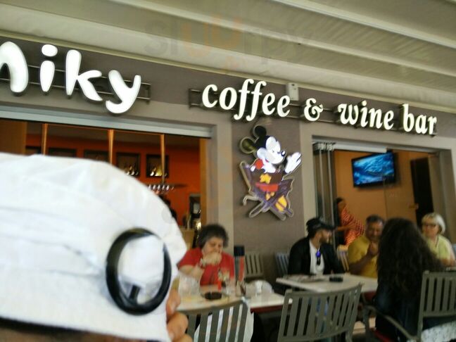 Miky Coffee & Wine Bar