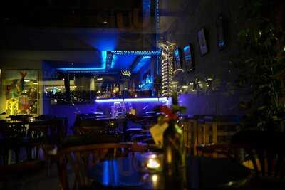 The Stroll Cafe & Cocktail Bar