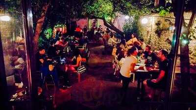 Ιππότες Snack Bar - Pub