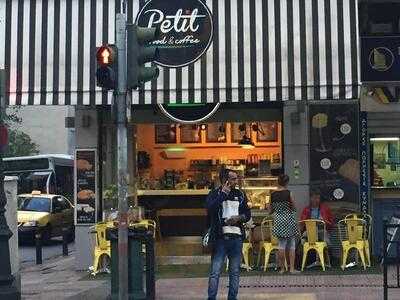 Petit Food & Coffee