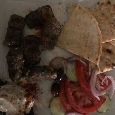 Tesoro Mio Bistro - Wine Bar