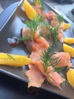 Tesoro Mio Bistro - Wine Bar