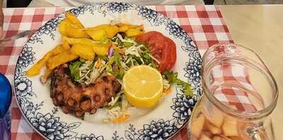 Πάμε Τσίπουρο Πάμε Καφενείο- Αιόλου 31