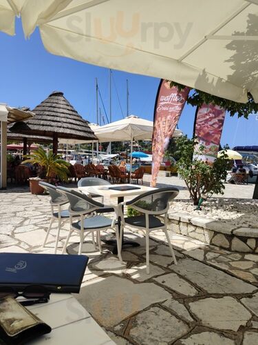 Compass Creperie Cafe