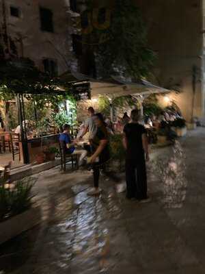 Άμπακας Μεζεδοπωλείο