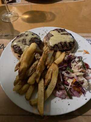 Άμπακας Μεζεδοπωλείο