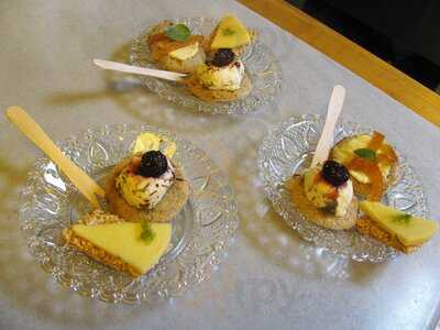 Books Plus Art & Coffee