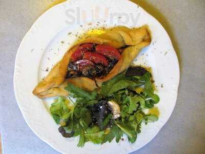 Books Plus Art & Coffee