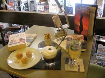 Books Plus Art & Coffee