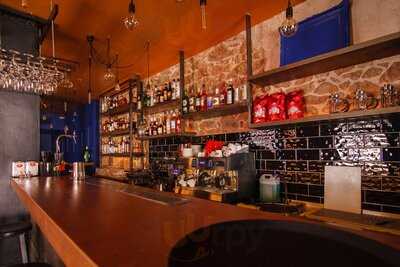 Χοροστάσιον