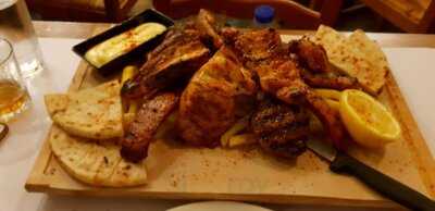 Πάπρικα Μεζεδοπωλείο