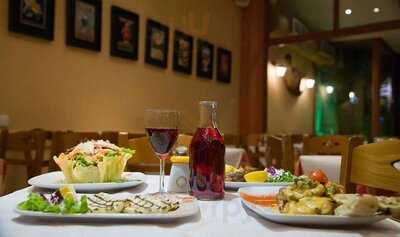 Πάπρικα Μεζεδοπωλείο