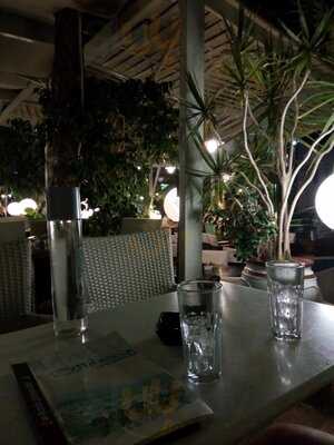 Πλατεία Cafe-bar