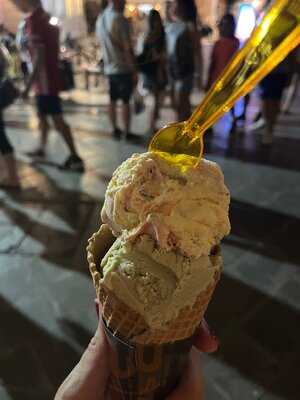 Παπαγιώργης