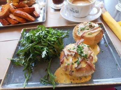 Flamingo Drinks & Food Stories