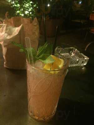 Κλωστήριον