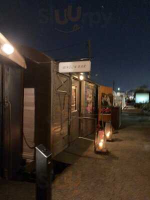 Τo Τρενο Στο Ρουφ - Wagon Restaurant