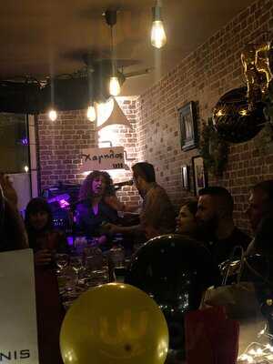 Χαμηλός όπως Παλιά