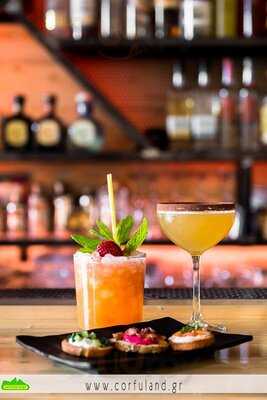 Viral All Day Cocktail Bar